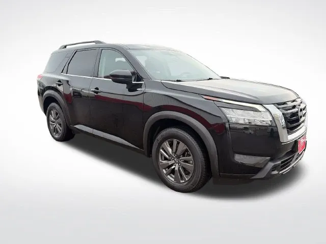 Nissan Pathfinder photo 10