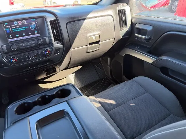 Chevrolet Silverado photo 33