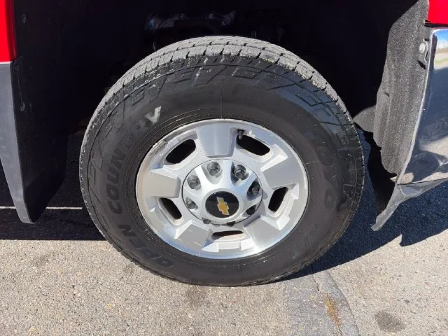 Chevrolet Silverado photo 14