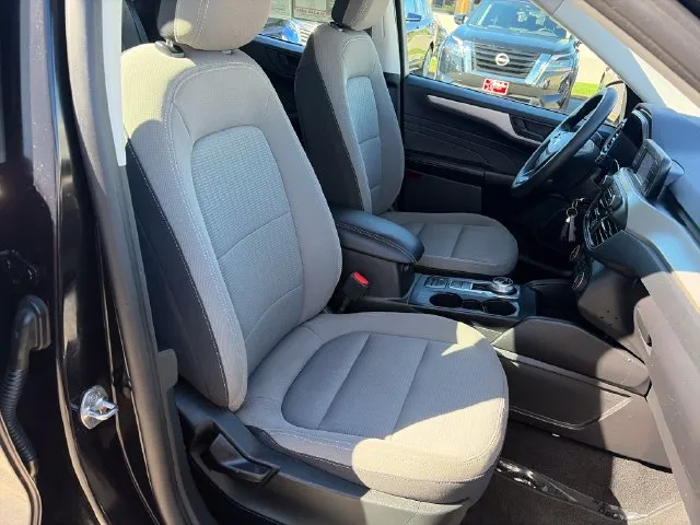 Ford Escape photo 26