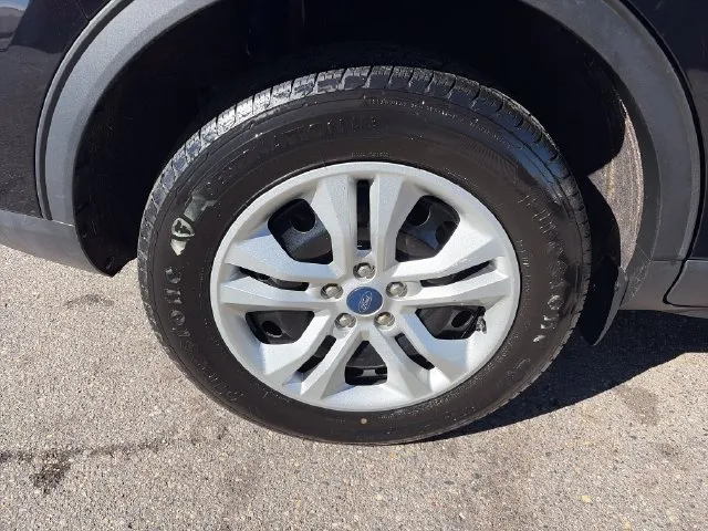 Ford Escape photo 15