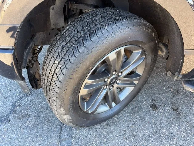 Ford F-150 photo 18