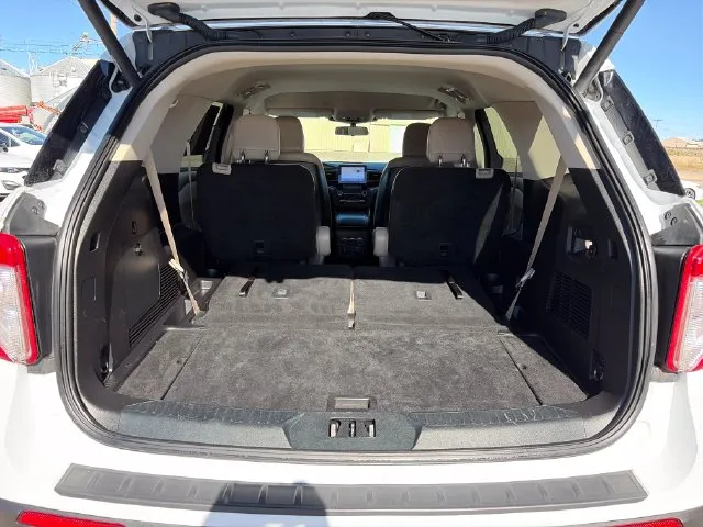 Ford Explorer photo 44