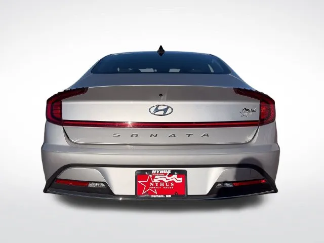 Hyundai Sonata photo 5