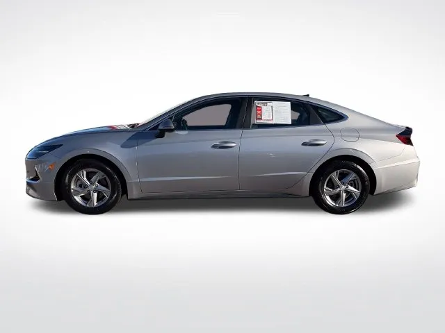 Hyundai Sonata photo 3