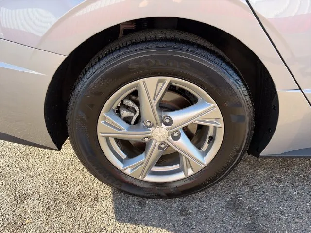 Hyundai Sonata photo 15