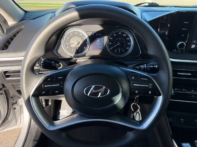 Hyundai Sonata photo 27