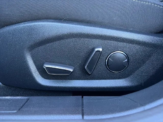 Ford Fusion photo 27