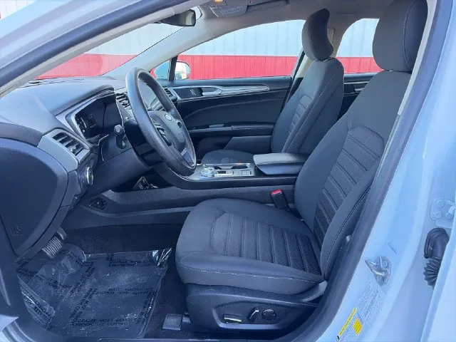 Ford Fusion photo 22