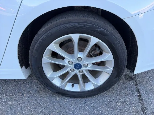 Ford Fusion photo 15