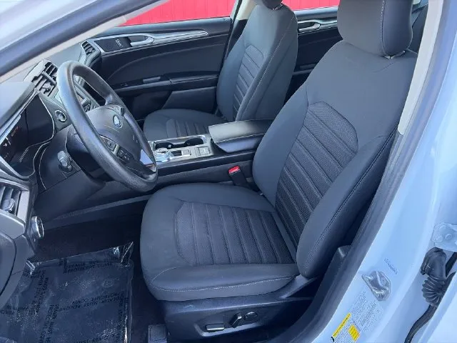 Ford Fusion photo 39