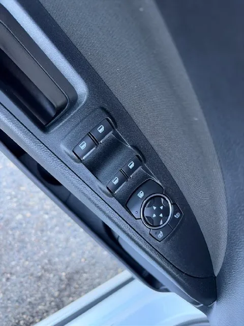 Ford Fusion photo 26