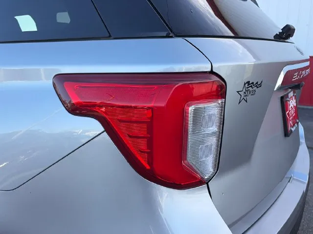 Ford Explorer photo 20