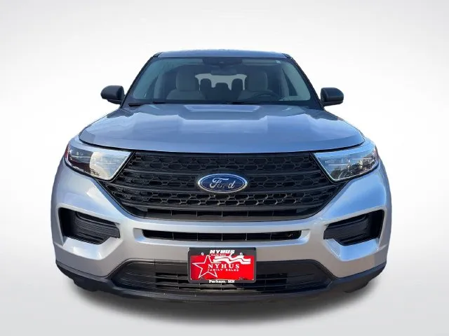 Ford Explorer photo 2