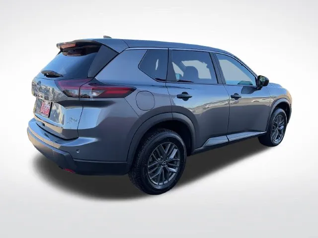 Nissan Rogue photo 7