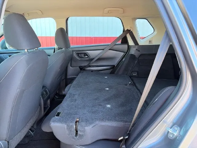 Nissan Rogue photo 39