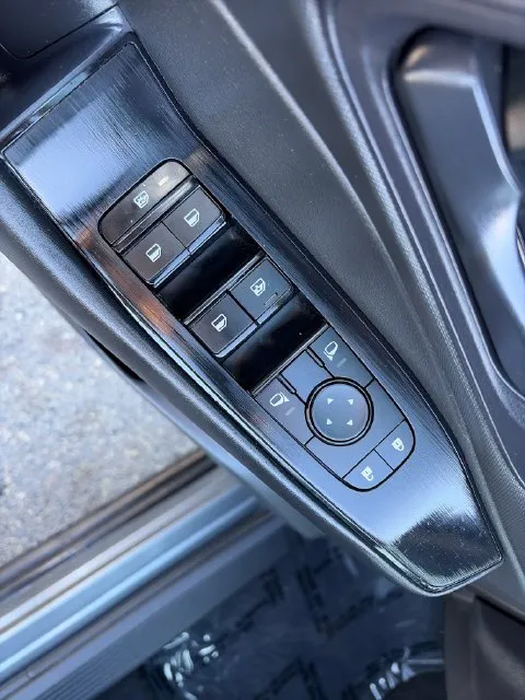 Nissan Rogue photo 25