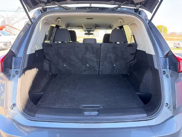 Nissan Rogue photo 41