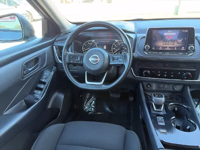 Nissan Rogue photo 29