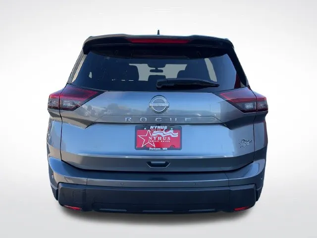 Nissan Rogue photo 5