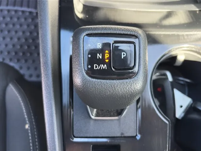 Nissan Rogue photo 34