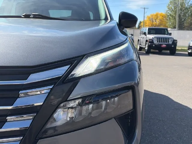 Nissan Rogue photo 17