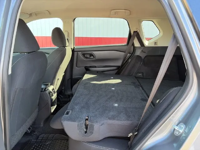 Nissan Rogue photo 39
