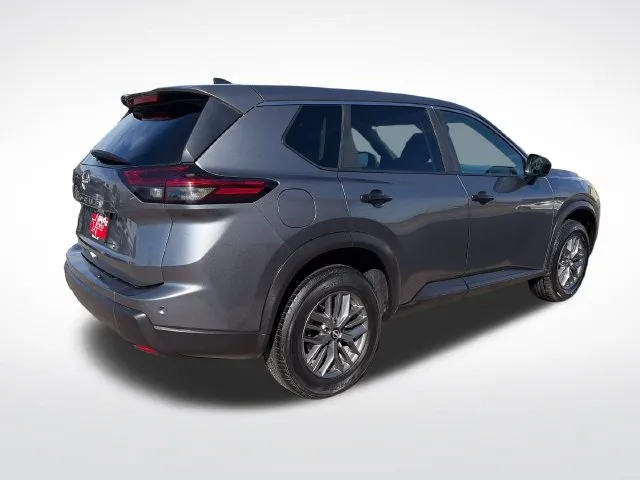 Nissan Rogue photo 7