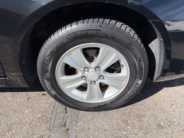 Chevrolet Impala photo 13
