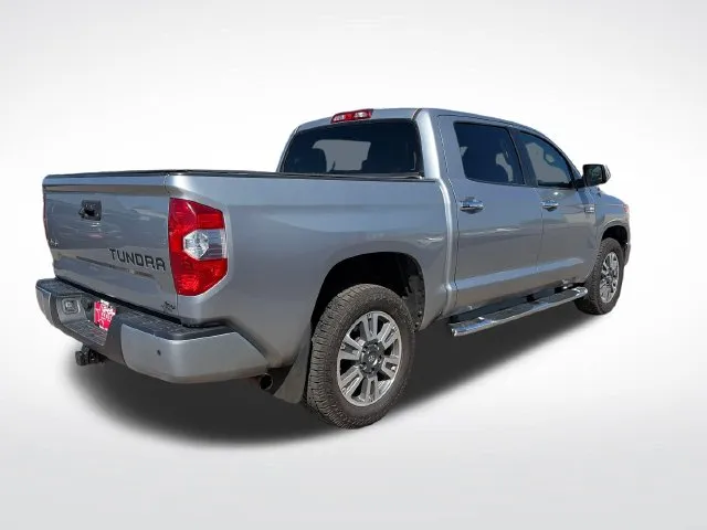 Toyota Tundra photo 9
