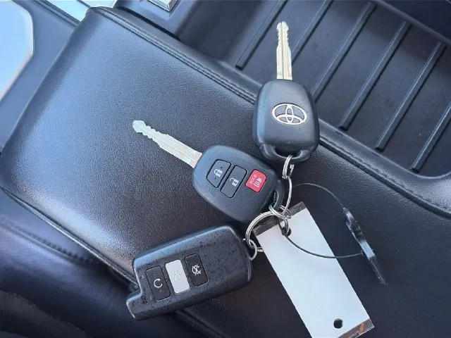 Toyota Tundra photo 56