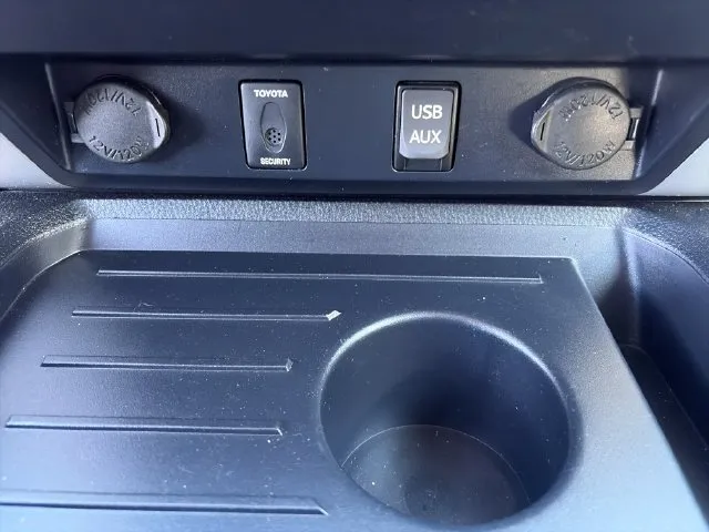 Toyota Tundra photo 59
