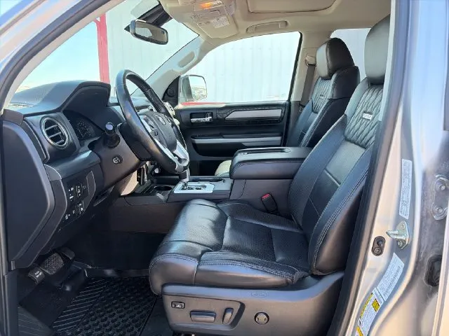 Toyota Tundra photo 23