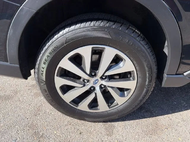 Subaru Outback photo 16