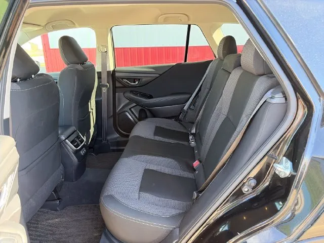 Subaru Outback photo 40
