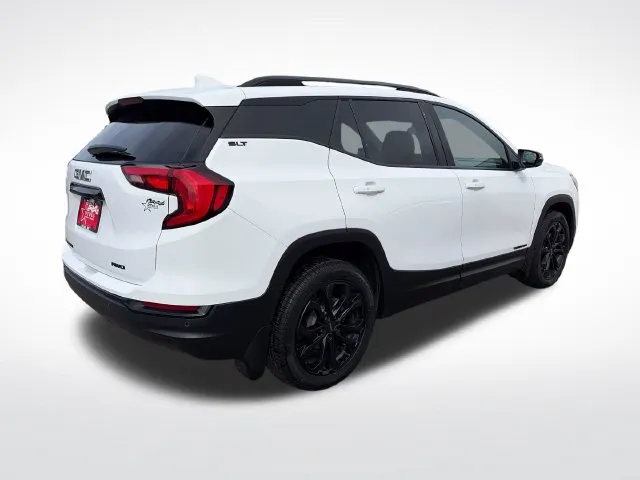 GMC Terrain photo 9