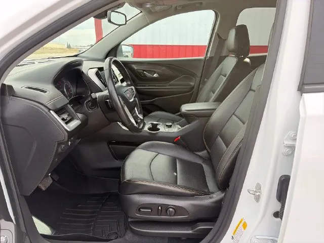 GMC Terrain photo 23