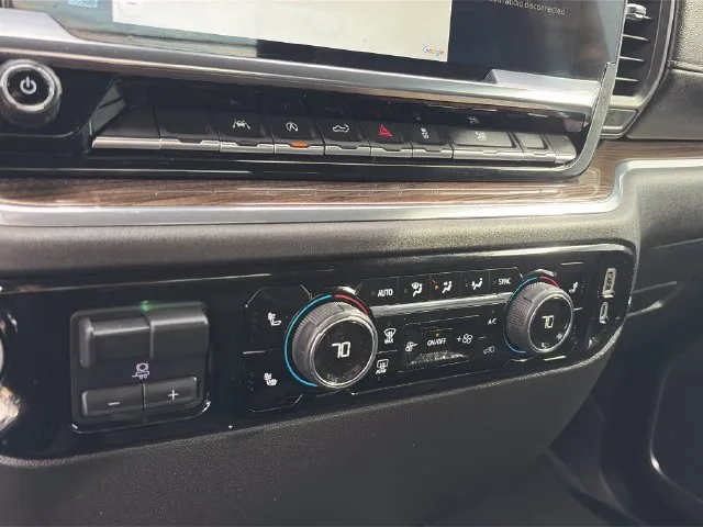 Chevrolet Silverado photo 55