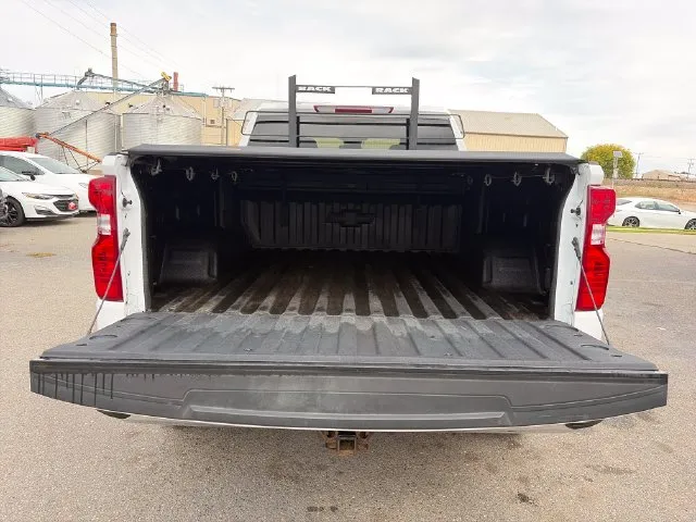 Chevrolet Silverado photo 42