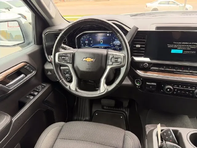 Chevrolet Silverado photo 30