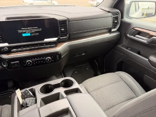 Chevrolet Silverado photo 33