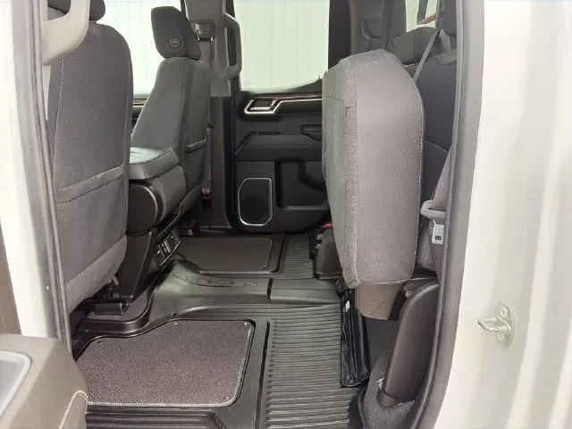 Chevrolet Silverado photo 41
