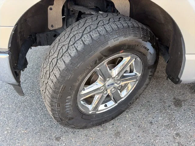 Ford F-150 photo 17
