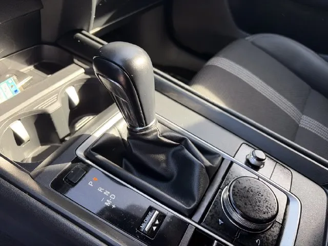 Mazda CX-50 photo 35
