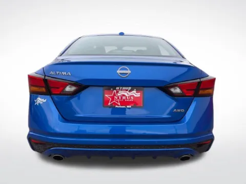 More photos of 2025 Nissan Altima 2.5 SV at Nyhus Family Sales, MN