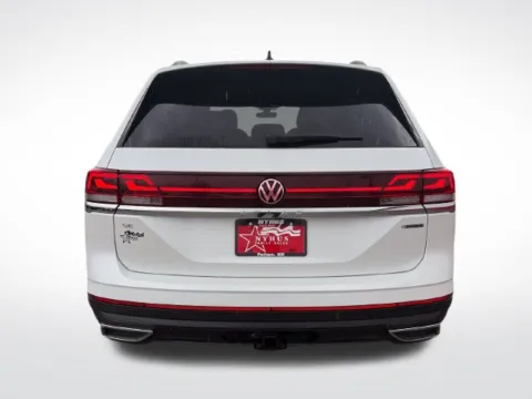 More photos of 2026 Volkswagen Atlas SE w/Technology at Nyhus Family Sales, MN