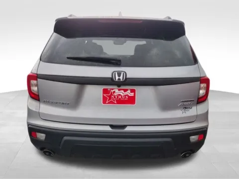 More photos of 2020 Honda Passport Touring at Nyhus Family Sales, MN