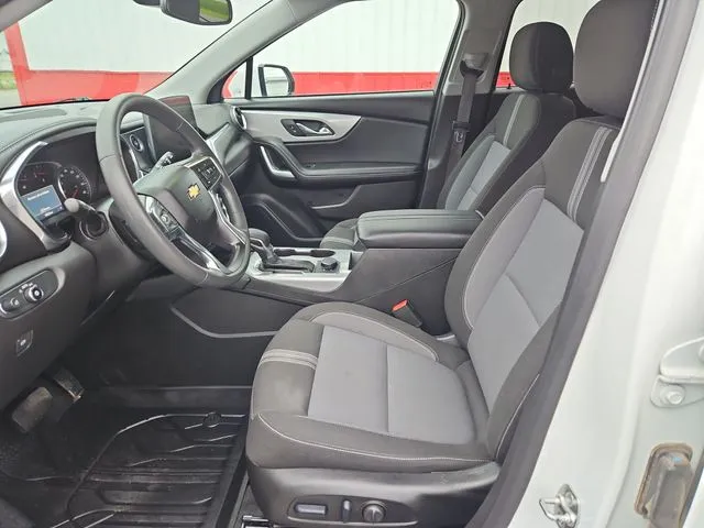 2024 Chevrolet Blazer LT - Photo 11