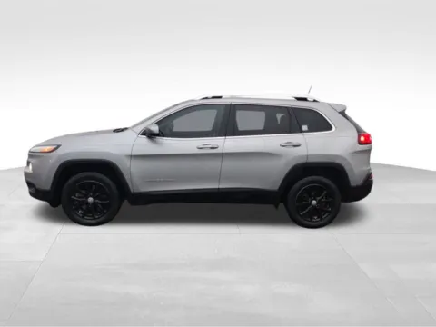 Photos of 2018 Jeep Cherokee Latitude Plus for sale in Perham, MN at Nyhus Family Sales