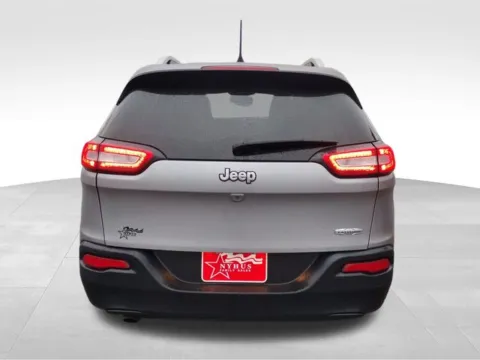 More photos of 2018 Jeep Cherokee Latitude Plus at Nyhus Family Sales, MN